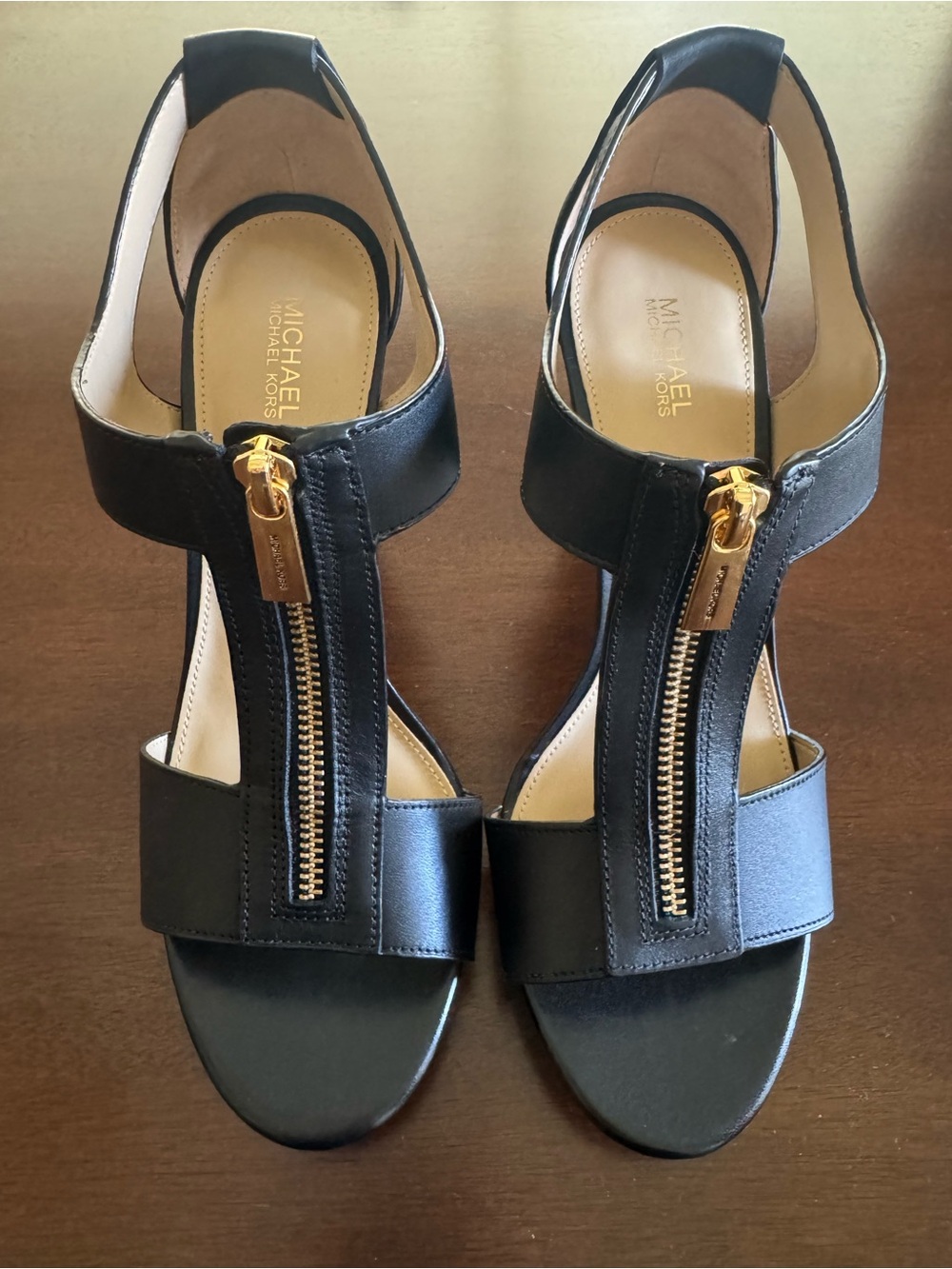 New Michael Kors Berkley T-Strap Sandal Platform Heel - Picture 2 of 10